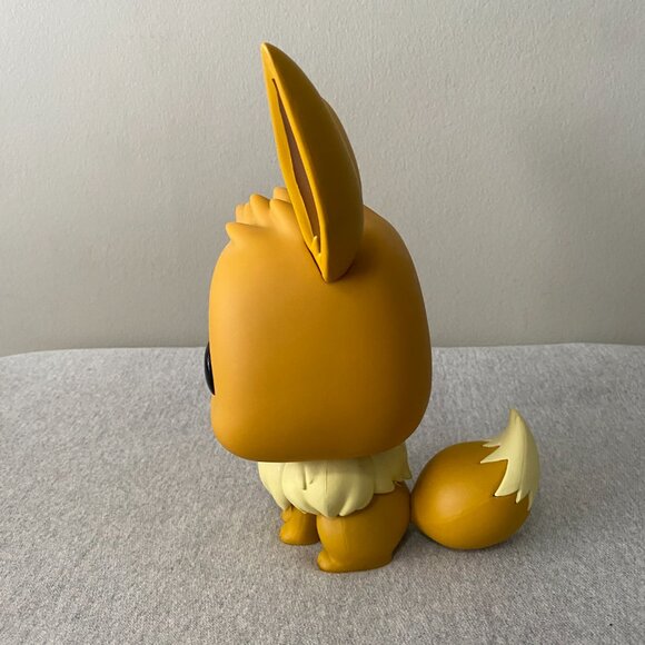 Funko POP! Jumbo Vinyl Figure Pokémon Eevee 10 inch Target Exclusive #540 - Picture 12 of 15